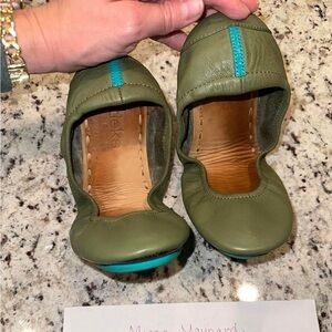 Olive Tieks
